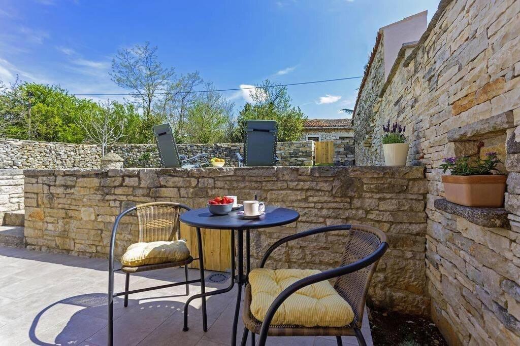 Villa House Kristina **** Burići Esterno foto