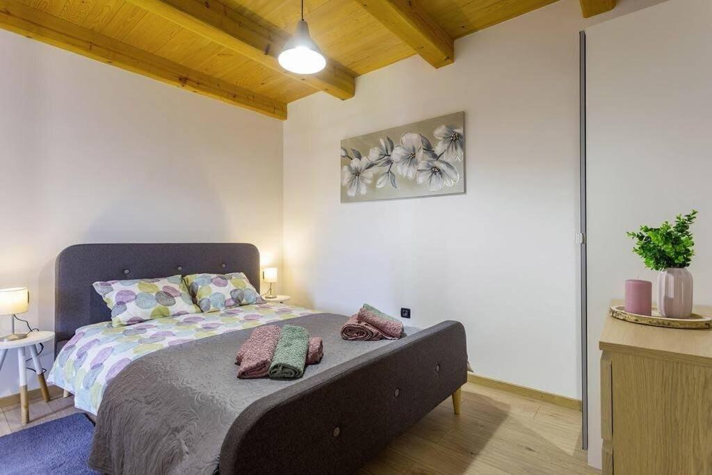 Villa House Kristina **** Burići Esterno foto